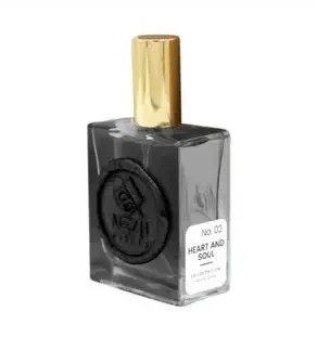 Heymountain Cosmetics A Cozy Winter's Eve