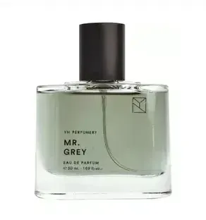 Kyse Perfumes / Perfumes by Terri Bois de Santal et Terre